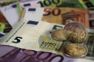 Euro numérique : votre argent ne vous appartiendra plus ?